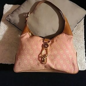 Dooney & Bourke purse